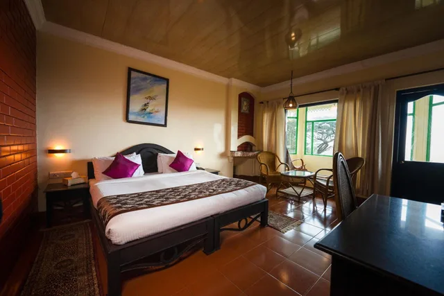 Super, Luxury, King Bed، CAMELOT RESORT 1/2