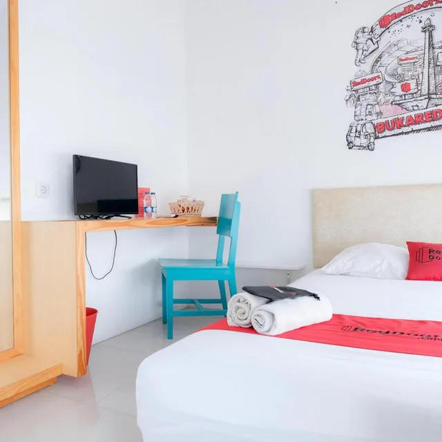 Reddoorz, Double Bed، Reddoorz Plus Kapuk Business Park 9/10
