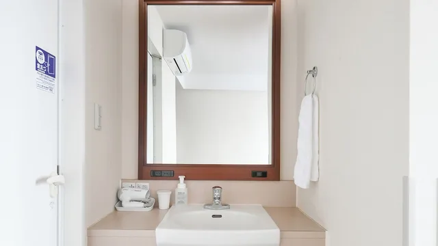 غرفة بسرير كوين وسرير فردي مع سرير إضافي للمدخنين، Vessel Hotel Kanda Kitakyushu Airport 5/6