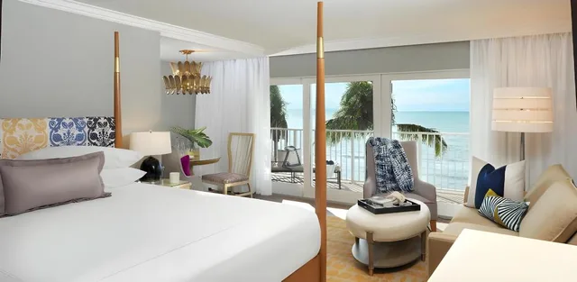 Room, King Bed, Beach Front, Sofa، La Playa Beach Resort 6/10