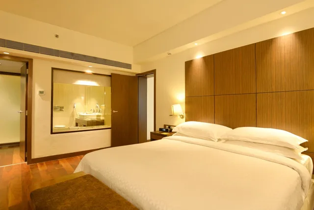 غرفة ديلوكس بسرير كينج، Four Points By Sheraton Navi Mumbai Vashi 1/5