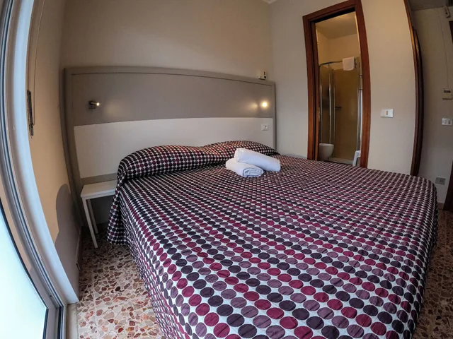 غرفة كلاسيكية بسرير كوين بإطلالة على الحديقة، Bellavista 4/10