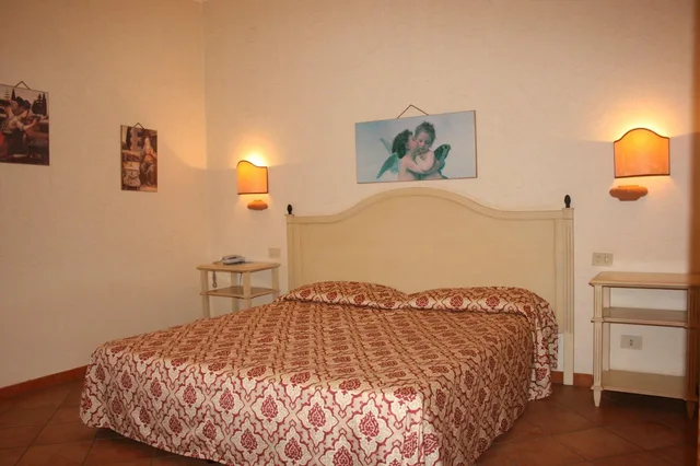 Room, Triple, Multiple Beds، Santa Lucia Sabbie d’Oro 1/4