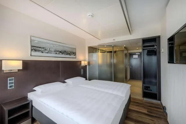 غرفة مزدوجة، Park Inn by Radisson Berlin Alexanderplatz 4/7