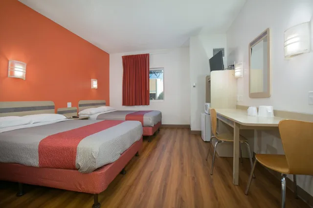 غرفة ديلوكس رباعية، Motel6 Brooklyn Center, MN - Minneapolis 5/10