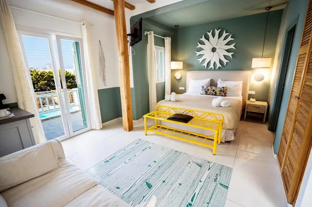 Superior, Queen Bed, Lateral Side Sea View، Bellissimo Resort 1/5