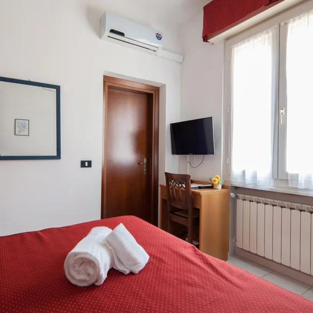 غرفة اقتصادية بسرير مزدوج أو سريرين منفصلين، Hotel Nella 8/10