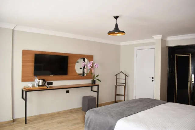 غرفة ديلوكس بسرير كوين مع أريكة، Vera Taksim Hotel 3/4