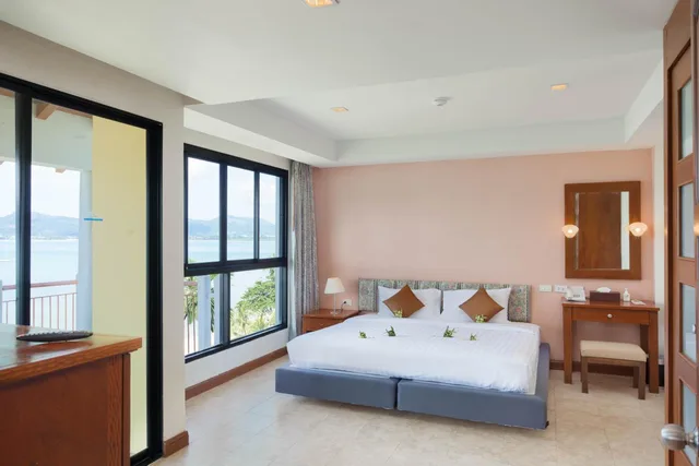 غرفة سوبيريور بسريرين منفصلين، By The Sea Hotel 1/1