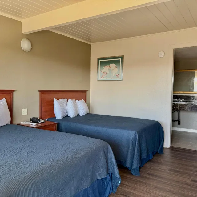 غرفة بسرير مزدوج، Regency Inn Fresno 1/3
