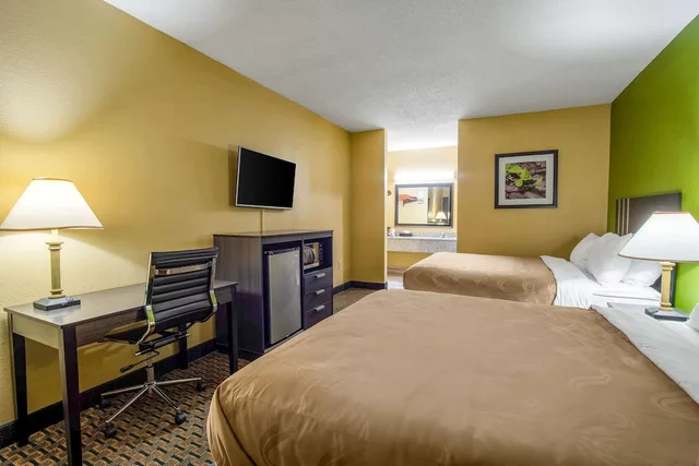 غرفة قياسية بسريرين كوين، Quality Inn West Columbia - Cayce 7/8