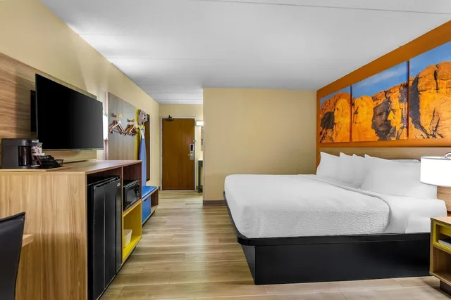 غرفة قياسية بسرير كينج، Days Inn by Wyndham Minot 9/10