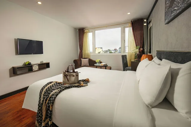 غرفة ديلوكس بسرير كينج، Hanoi La Palm Premier Hotel & Spa 4/7