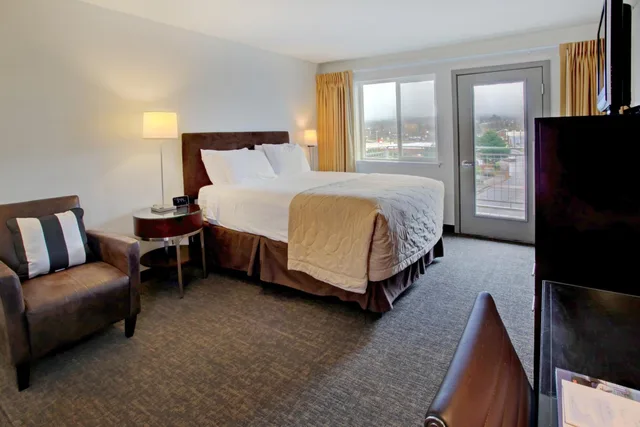 غرفة بسرير كوين، River Inn at Seaside 1/6