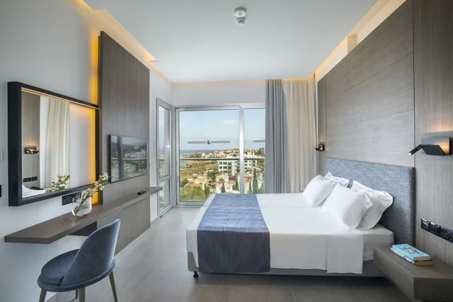 جناح إليت تنفيذي بسريرين منفصلين، Cavo Maris Beach Hotel 4/10