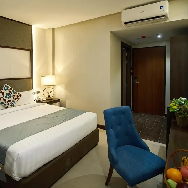 غرفة قياسية بسرير كوين، J7 Hotel Plaza 6/7