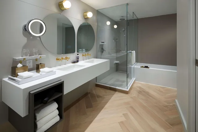 غرفة بسرير كوين، Andaz Ottawa Byward Market A Concept By Hyatt 1/1