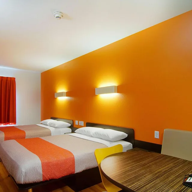 Room, 2 Queen Beds, Accessible, Motel6 Midland Tx 5/8