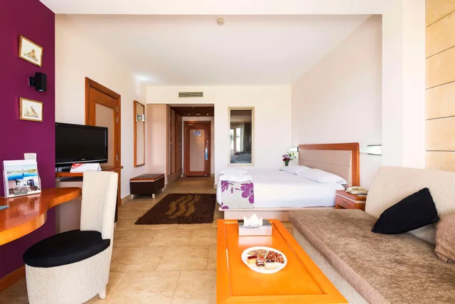 غرفة سوبيريور بإطلالة على المسبح، Barcelo Tiran Sharm 1/3