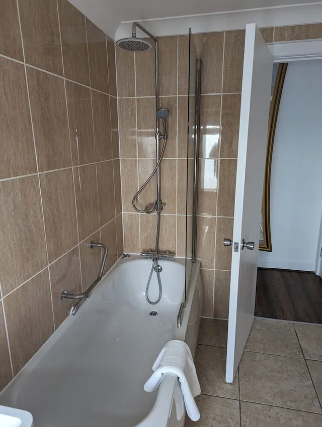 غرفة سوبيريور بسرير مزدوج بإطلالة على البحر بشرفة، The Cumberland Hotel - Oceana Collection 7/7