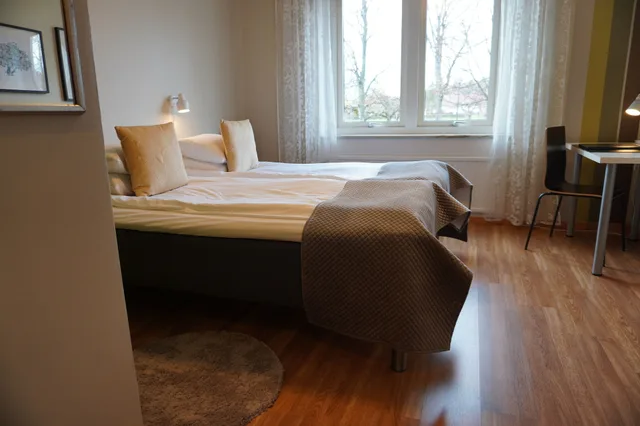 Standard, Twin Beds, Annex, Stjärnholms slott 1/3
