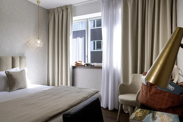 غرفة كلاسيكية بسرير كوين، Best Western Plus Hotel Isidore 5/10