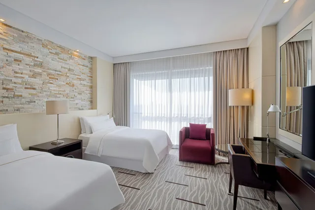 غرفة بسريرين منفصلين، The Westin Hotel Bahrain City Centre 1/5