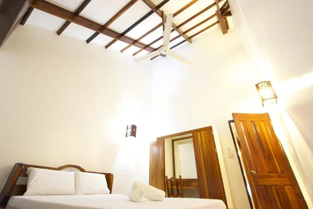 فيلا بسريرين كوين بإطلالة على البحر بغرفتي نوم، Ocean 101 Beach Resort 10/10
