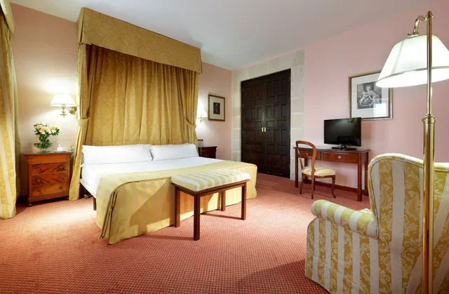 Room, Double Bed, Crisol Monasterio de San Miguel 3/10