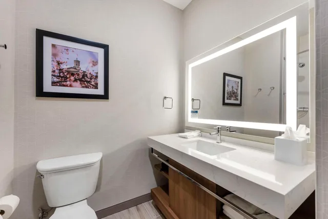 غرفة بسرير كينج، Comfort Inn & Suites Gallatin - Nashville Metro 3/3