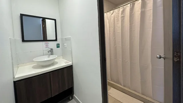 غرفة عائلية رباعية، Hotel On Vacation Tower 6/6