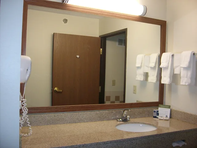 غرفة بسريرين كوين، Americinn By Wyndham Thief River Falls 2/2