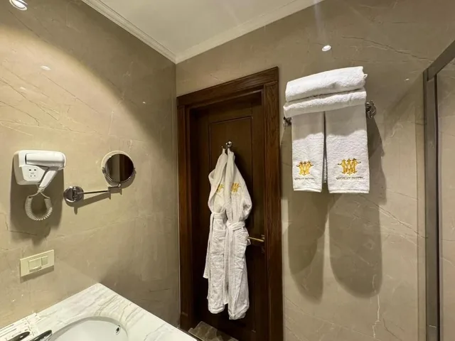 غرفة قياسية بسرير مزدوج، Midway Baku Hotel 10/10