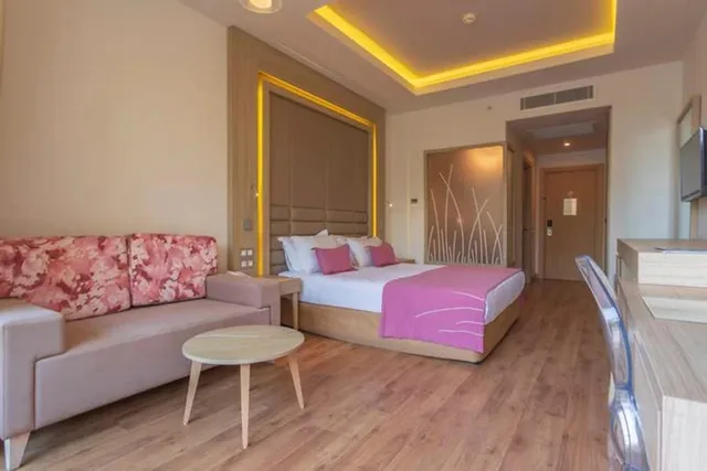Standard, Land View، Orka Lotus Beach 2/2