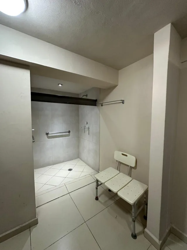 غرفة بسرير كينج لذوي الإعاقة، Hotel Velario 4/7