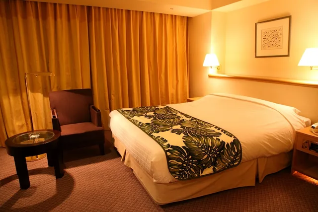 غرفة ديلوكس بسرير كوين بإطلالة على المدينة للمدخنين، Breezbay Hotel Resort And Spa 1/2