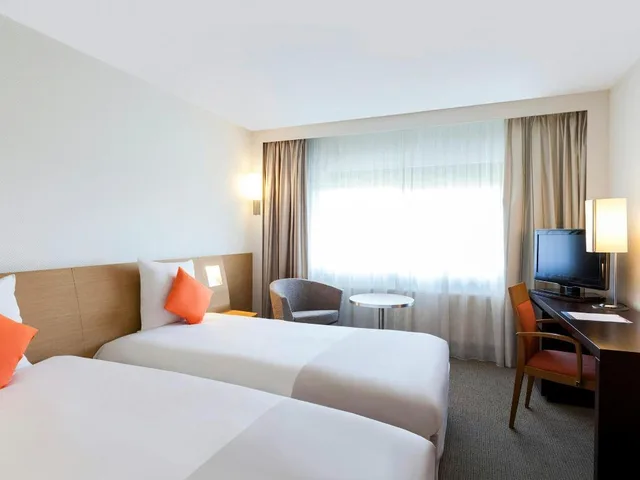 غرفة سوبيريور مفردة بسريرين منفصلين مع أريكة، NOVOTEL BREDA 2/5
