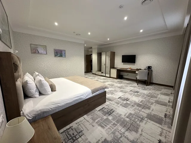 غرفة سوبيريور بسرير كينج، Green Park Hotel 6/11