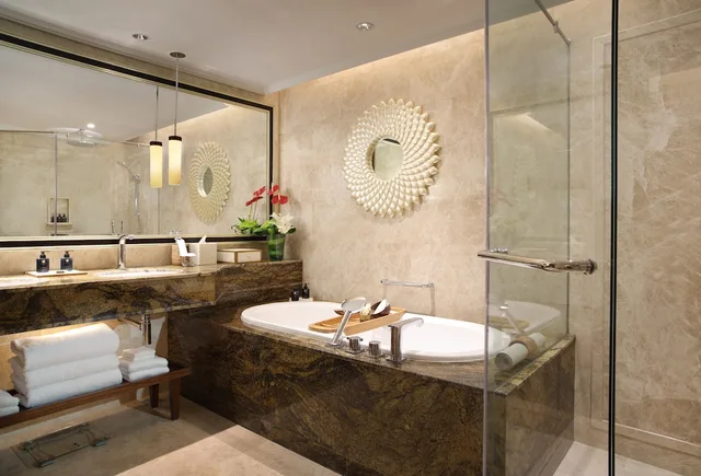 غرفة بريميوم بسريرين منفصلين مع دخول صالة النادي، Intercontinental Bali Resort 2/3
