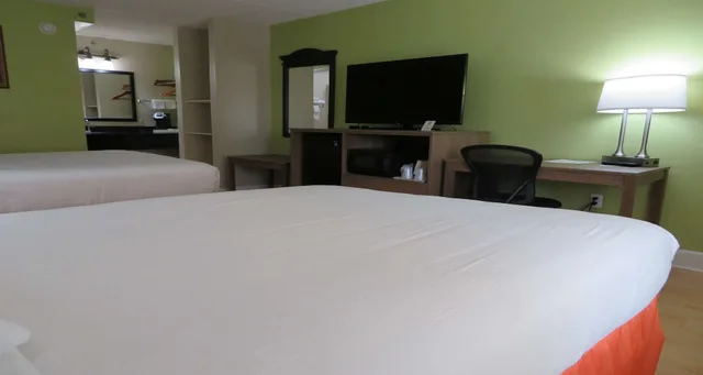 غرفة قياسية بسريرين كوين، SureStay Plus Hotel by Best Western St Marys Cumberland 1/3