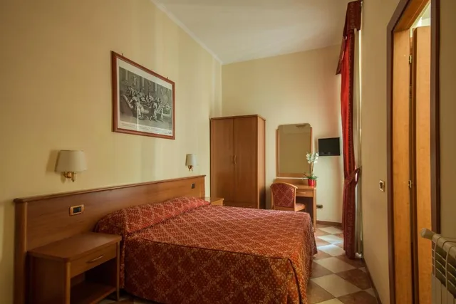 غرفة قياسية بسرير مزدوج أو سريرين منفصلين، Hotel Romantica 1/1