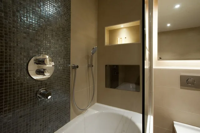 غرفة ديلوكس بسريرين منفصلين، St George S Hotel Wembley 4/4