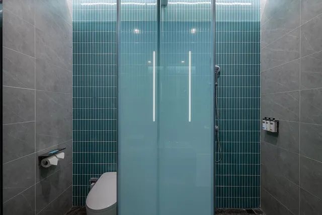 Standard, Holiday Inn Express Chongqing Nanbin Road 3/4