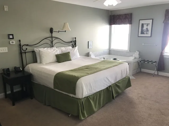 جناح بسرير كينج، Essex Street Inn & Suites, an Ascend Collection Hotel 7/10