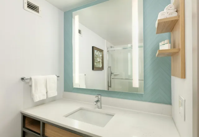 غرفة بسرير كينج، Hilton Garden Inn Irvine East-Lake Forest 4/4