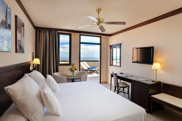 Deluxe, Suite, King Bed, Sea View, Occidental Jandia Mar 1/3