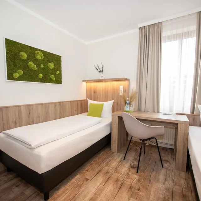 غرفة بسريرين منفصلين، GOLDEN LEAF PERLACH ALLEE HOF 3/10