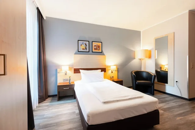 غرفة قياسية بسرير فردي، Hotel Mariella Airport 3/20