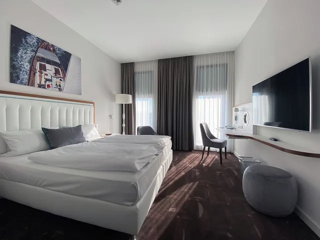 غرفة عائلية بسرير مزدوج وسرير بطابقين، Hotel Moa Berlin 1/5