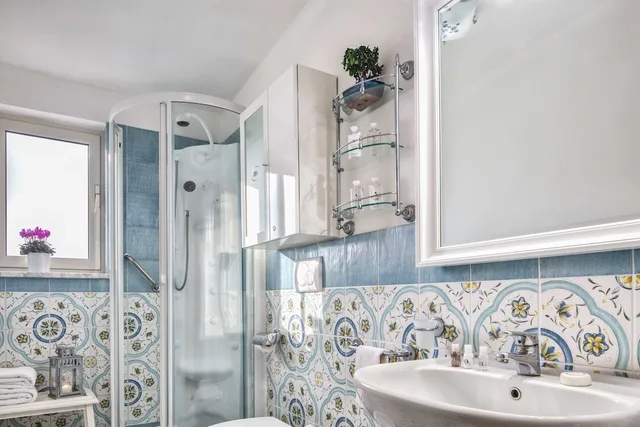 شقة سكنية ديلوكس بسرير كوين بإطلالة على البحر بغرفة نوم واحدة مع أريكة، Gocce di Capri Hotel & Serviced Residence 5/6